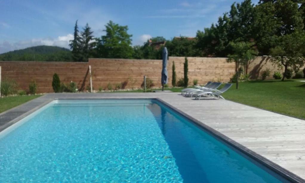 Le Mazet D'Olt Bed and Breakfast Altillac Buitenkant foto