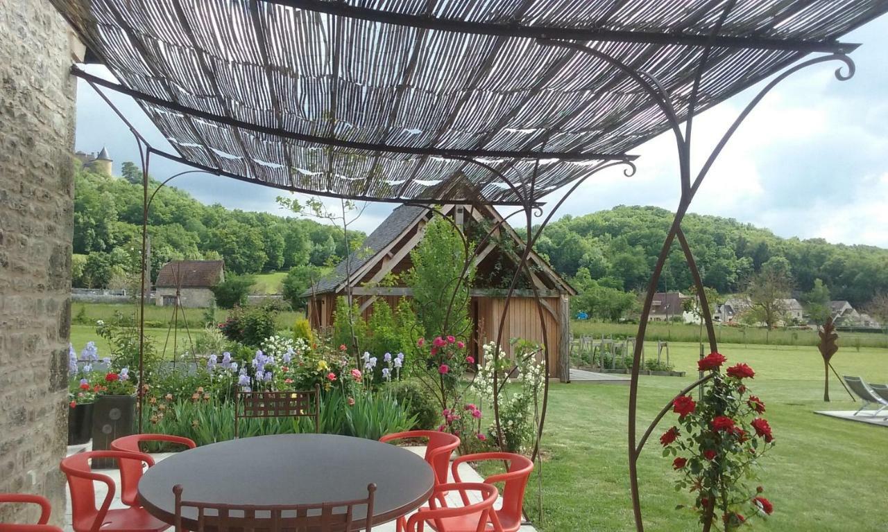 Le Mazet D'Olt Bed and Breakfast Altillac Buitenkant foto
