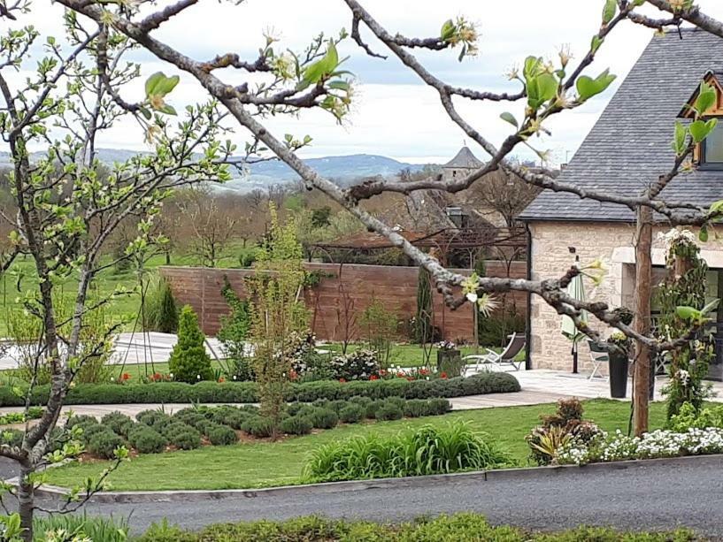 Le Mazet D'Olt Bed and Breakfast Altillac Buitenkant foto